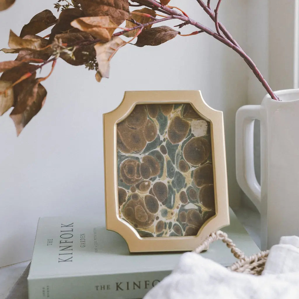 Dipped Corner Photo Frame