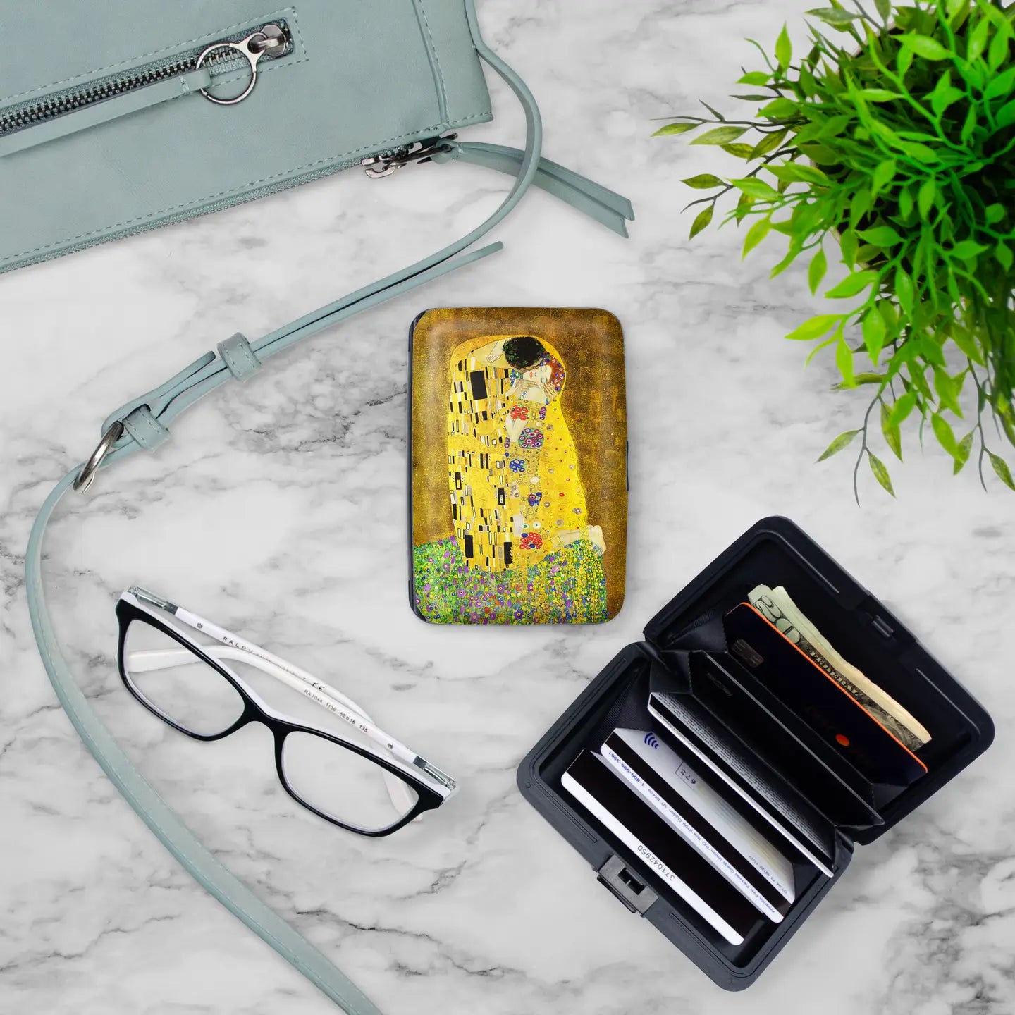 Klimt "The Kiss" RFID Blocking Armored Wallet Card Holder