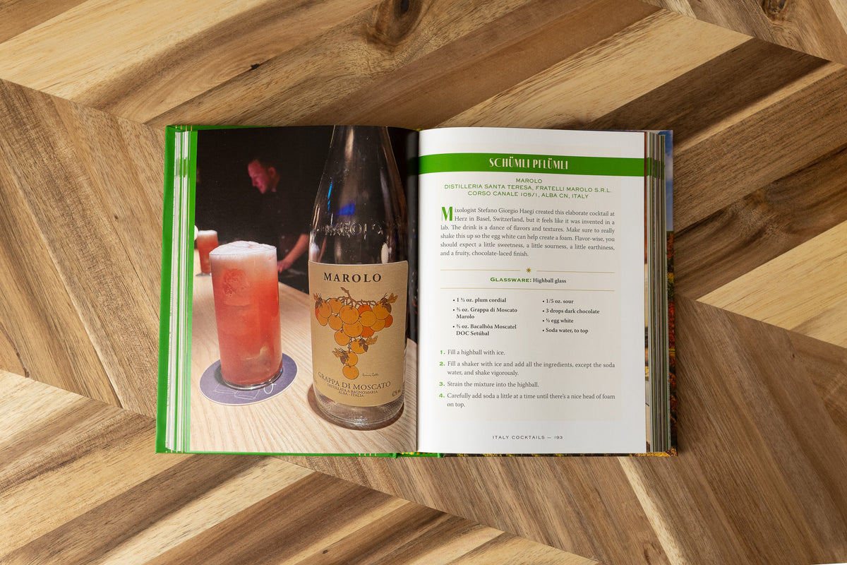 Italy Cocktails: An Elegant Collection of Over 100 Recipes Inspired by Italia