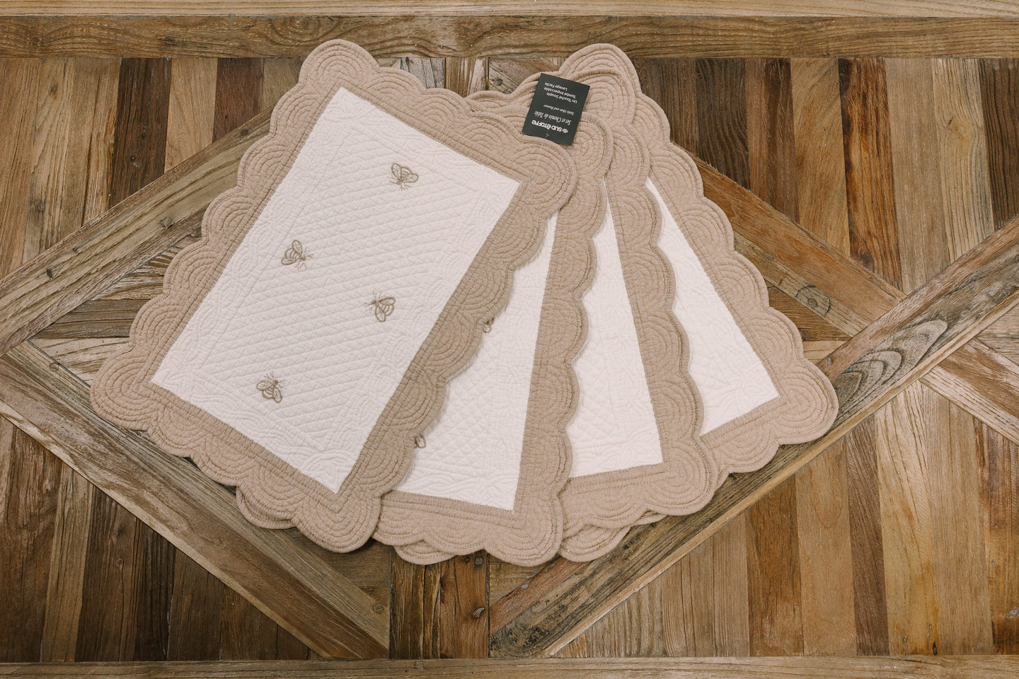 Sud Etoffé | Quilted Bee Placemats – Set of 4