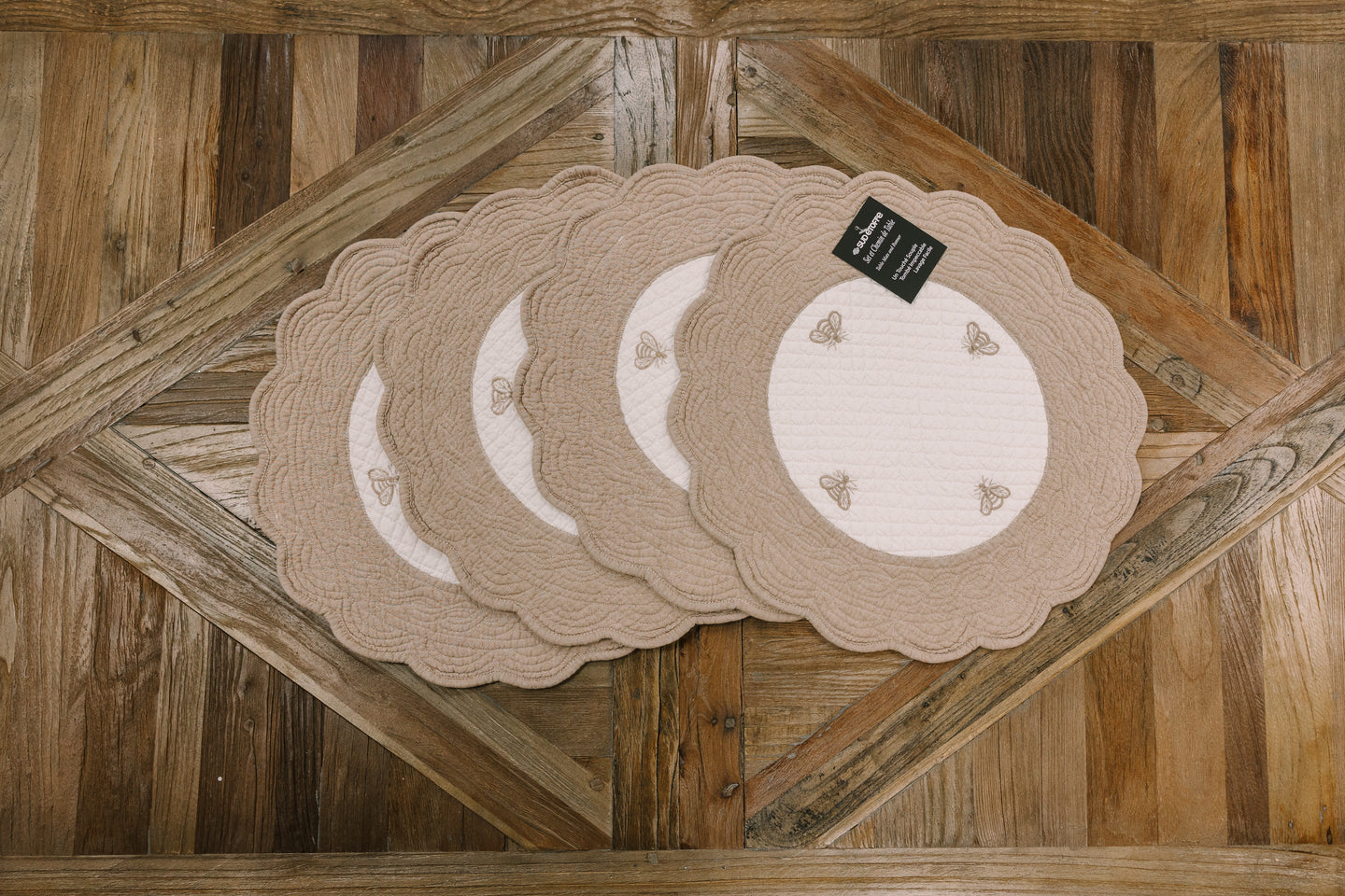 Sud Etoffé | Quilted Bee Placemats – Set of 4