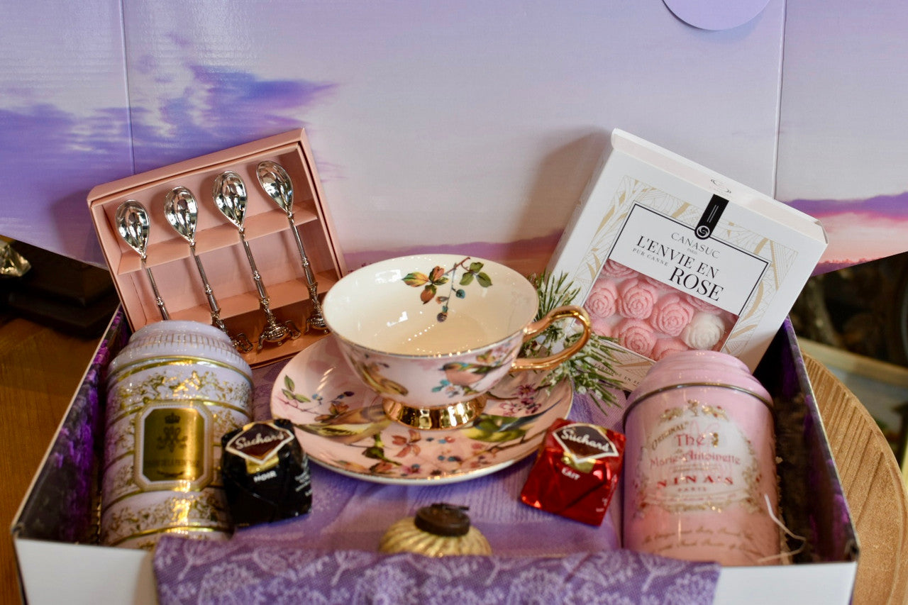 The "Tea Time" Box