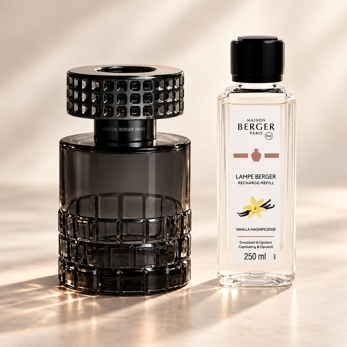 Maison Berger Celebration Black Fragrance Lamp Gift Set – Vanilla Magnificence