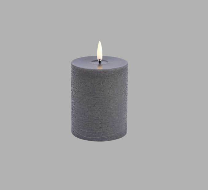 Uyuni Rustic Melted Pillar Candle — W7.8 × H10.1 cm