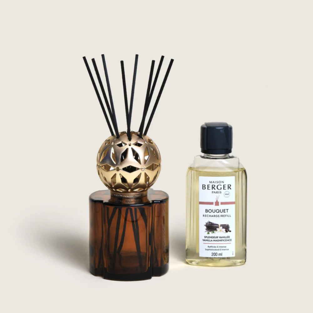Pomelis Beige Reed Diffuser Gift Set with Vanilla Magnificence