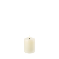 Uyuni Smooth Pillar Candle – Ivory